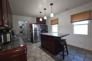 1567 S 100th St, West Allis, WI 53214 - Photo 10