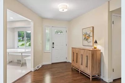 3428 S 119th St, West Allis, WI 53227 - Photo 6