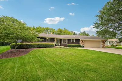 3428 S 119th St, West Allis, WI 53227 - Photo 4
