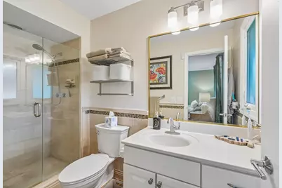 3428 S 119th St, West Allis, WI 53227 - Photo 28
