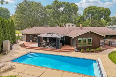 3428 S 119th St, West Allis, WI 53227 - Photo 2