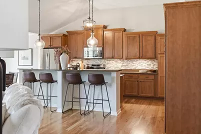 1724  Moccasin Trl, Waukesha, WI 53189 - Photo 28