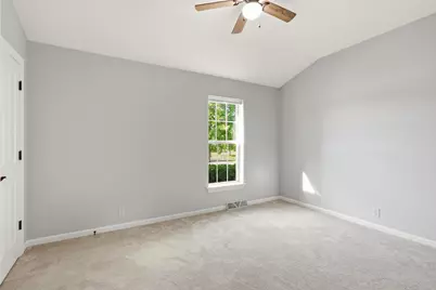 1724  Moccasin Trl, Waukesha, WI 53189 - Photo 40