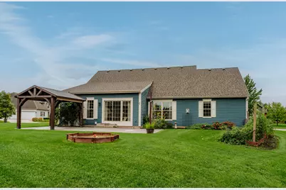 1724  Moccasin Trl, Waukesha, WI 53189 - Photo 70