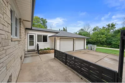 5630 S 20th St, Milwaukee, WI 53221 - Photo 24