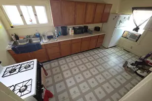 94 E 12th St, Fond du Lac, WI 54935 - Photo 2