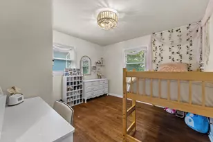 265 N 112th St, Wauwatosa, WI 53226 - Photo 16