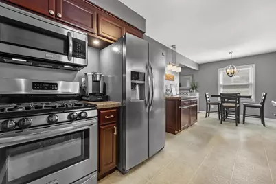 265 N 112th St, Wauwatosa, WI 53226 - Photo 10