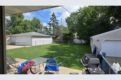 6168 S Merrill Ave, Cudahy, WI 53110 - Photo 6