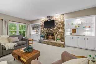 5003 Bluebird Ln, Racine, WI 53406 - Photo 8