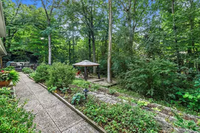 5003  Bluebird Ln, Racine, WI 53406 - Photo 2