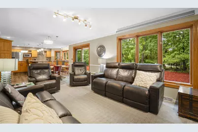 14700 W Fleetwood Ln, New Berlin, WI 53151 - Photo 26