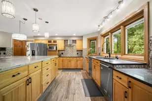 14700 W Fleetwood Ln, New Berlin, WI 53151 - Photo 22