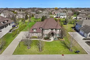 9665 Meadowdale Ln, Pleasant Prairie, WI 53158 - Photo 2