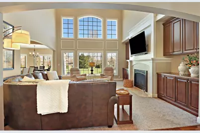 9665  Meadowdale Ln, Pleasant Prairie, WI 53158 - Photo 4