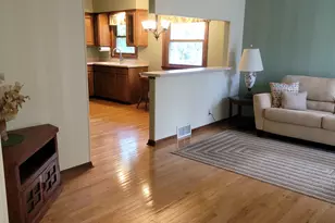 W140N7250 Lilly Rd, Menomonee Falls, WI 53051 - Photo 12