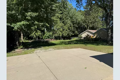 248 E Ottawa Ave, Dousman, WI 53118 - Photo 6