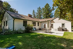 248 E Ottawa Ave, Dousman, WI 53118 - Photo 24