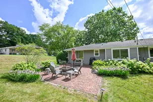 5127 S Menard Dr, New Berlin, WI 53151 - Photo 28