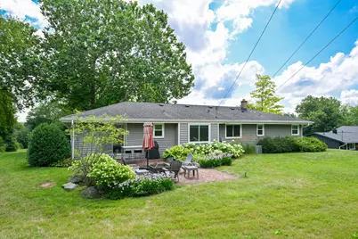 5127 S Menard Dr, New Berlin, WI 53151 - Photo 26