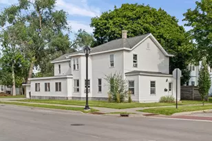 1603 Charles St, La Crosse, WI 54603 - Photo 1
