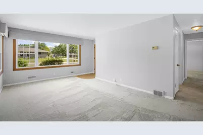 N86W17451  Joss Pl, Menomonee Falls, WI 53051 - Photo 10
