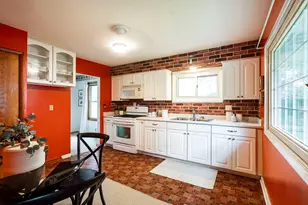 5833 W Calumet Rd, Milwaukee, WI 53223 - Photo 4