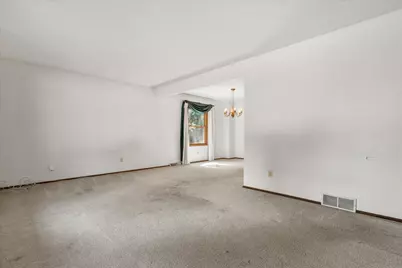 1600  Michael Dr, Waukesha, WI 53189 - Photo 30