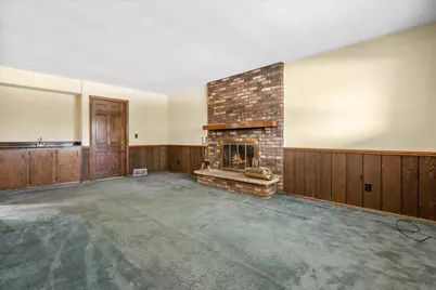 1600  Michael Dr, Waukesha, WI 53189 - Photo 76