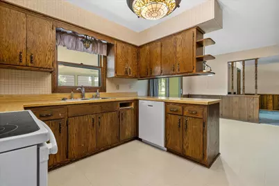 1600  Michael Dr, Waukesha, WI 53189 - Photo 14