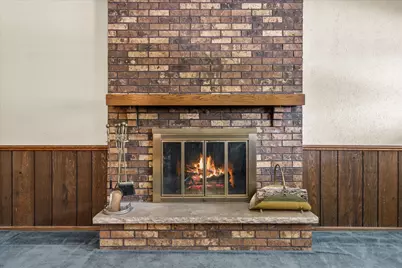 1600  Michael Dr, Waukesha, WI 53189 - Photo 38