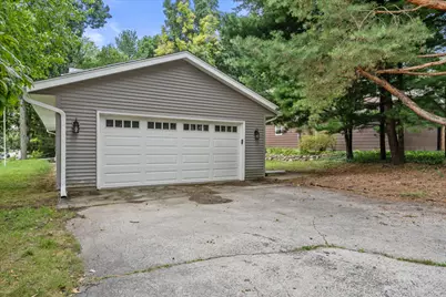 1600  Michael Dr, Waukesha, WI 53189 - Photo 22