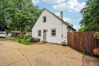 2958 S 102nd St, West Allis, WI 53227 - Photo 32