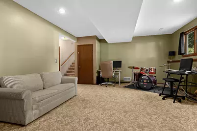 818  Miller Pl, Campbell, WI 54603 - Photo 10