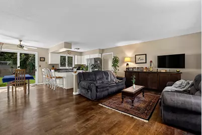 818  Miller Pl, Campbell, WI 54603 - Photo 4