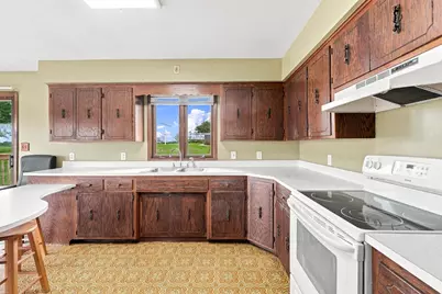 799  Spruce St, Hustisford, WI 53034 - Photo 10