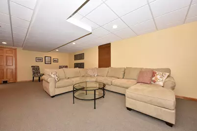5405 W Hillcrest Dr, Mequon, WI 53092 - Photo 24