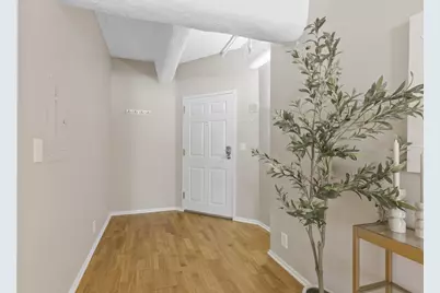 270 E Highland Ave #113, Milwaukee, WI 53202 - Photo 2