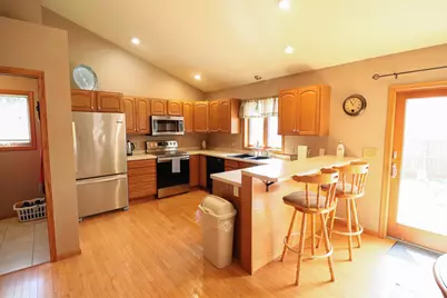 2422  Krause Rd, Onalaska, WI 54650 - Photo 12
