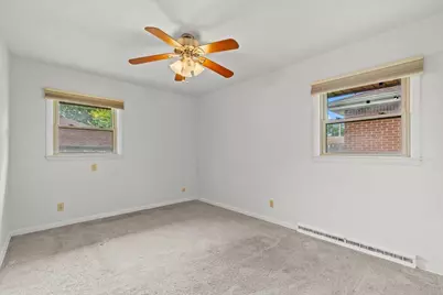 7429 W Glendale Ave, Milwaukee, WI 53218 - Photo 12