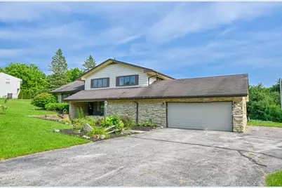 N113W13099  Crestview Dr, Germantown, WI 53022 - Photo 30