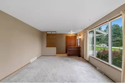 4302 E Parke Ridge Ln, Sheboygan, WI 53083 - Photo 8