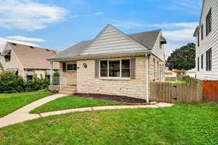 3026 S 41st St, Milwaukee, WI 53215 - Photo 4