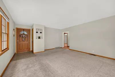 3026 S 41st St, Milwaukee, WI 53215 - Photo 10