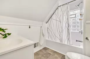 8129 W Burleigh St, Milwaukee, WI 53222 - Photo 14