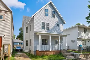 909 Vine St, La Crosse, WI 54601 - Photo 1