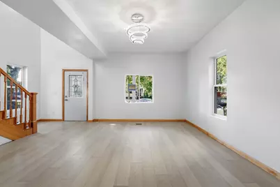 909  Vine St, La Crosse, WI 54601 - Photo 10