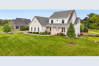 N52W30598  Moraine Dr, Merton, WI 53029 - Photo 1