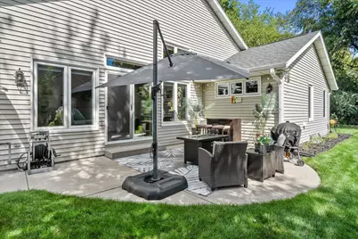 W196N11442  Shadow Wood Dr #2, Germantown, WI 53022 - Photo 20