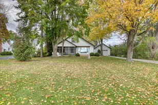 37640 Valley Rd, Summit, WI 53066 - Photo 28